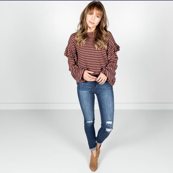 5 for $25 Burgundy & Navy Blue Striped ruffled shoulder top - Picture 3 of 6